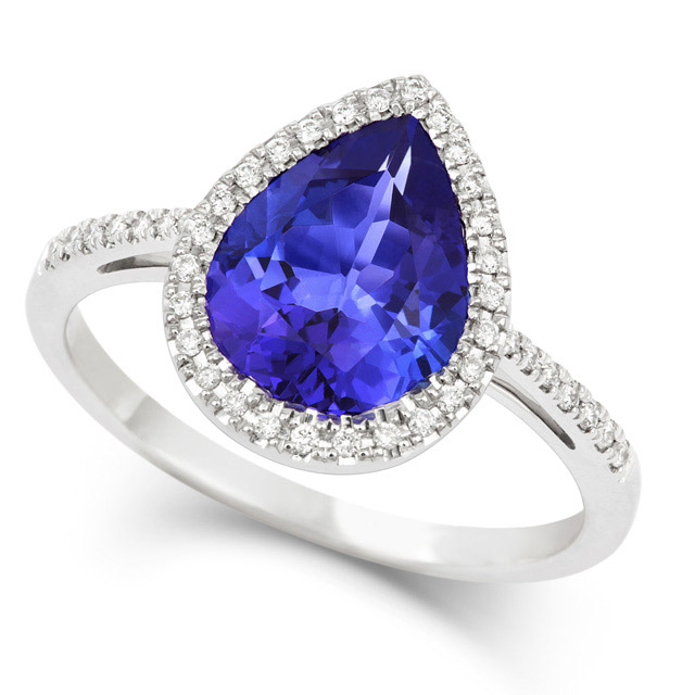 Classic Tanzanite Ring