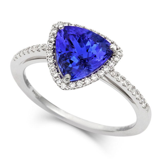 Classic Tanzanite Ring