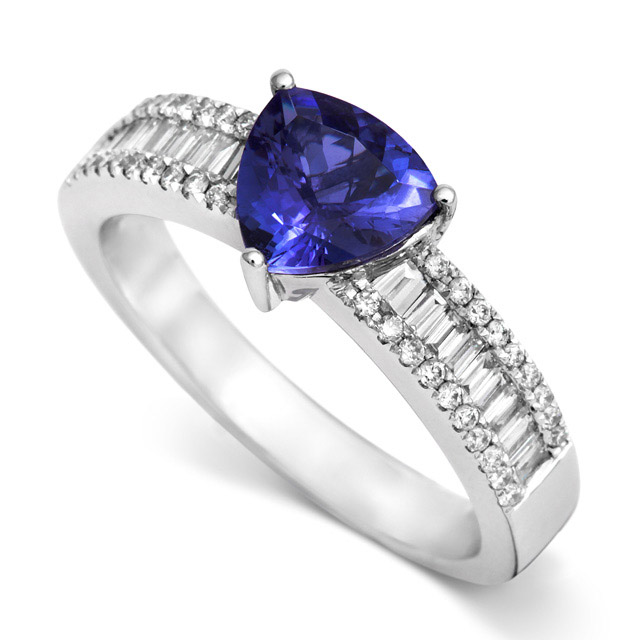 Tanzanite Royale Ring